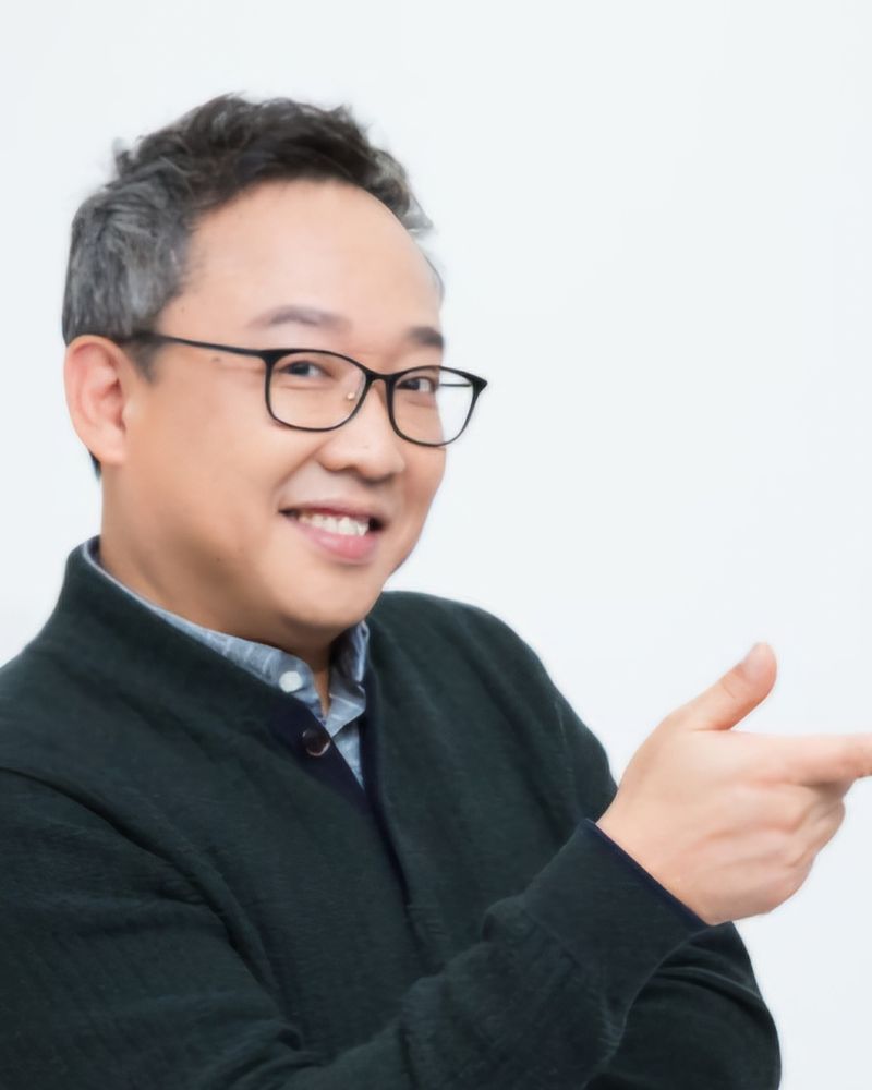 김성신 출판평론가